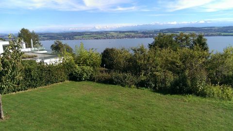 Mont Vully
Splendide Villa avec vue sur le 
Lac de Morat et préalpes